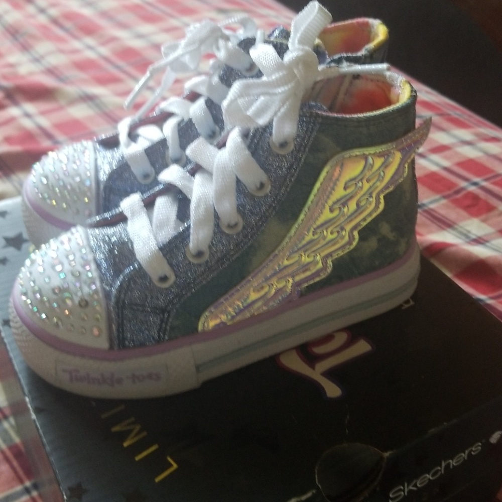 Twinkle toes - Picture 5 of 5